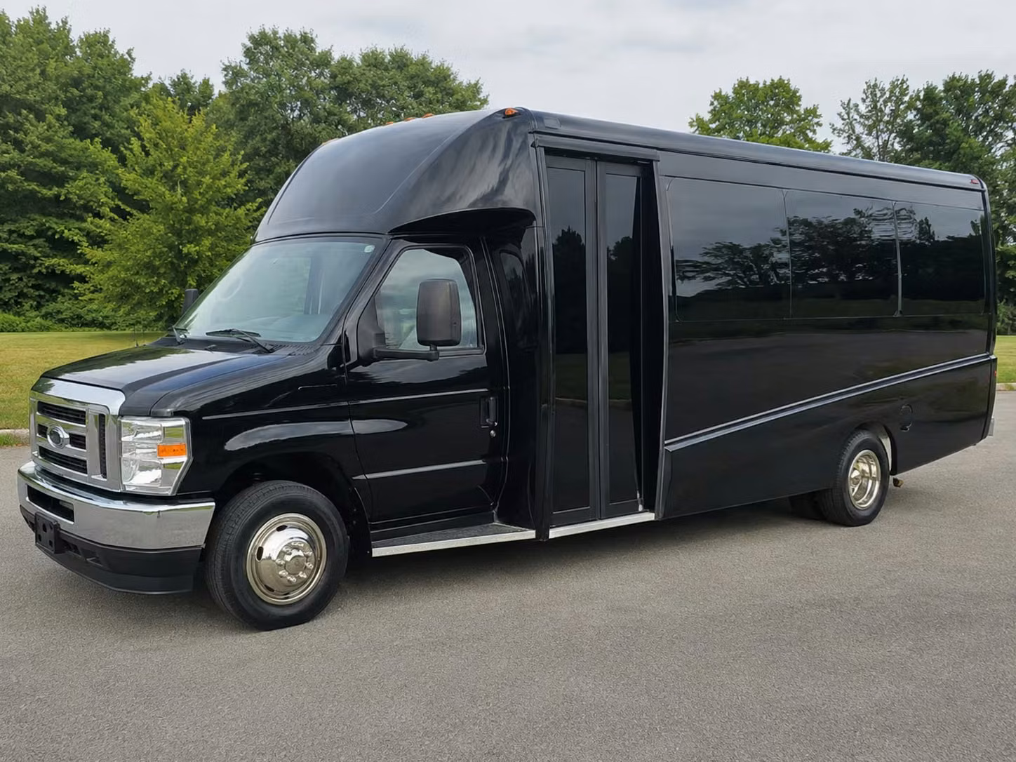 cape coral 20 passenger minibus rental